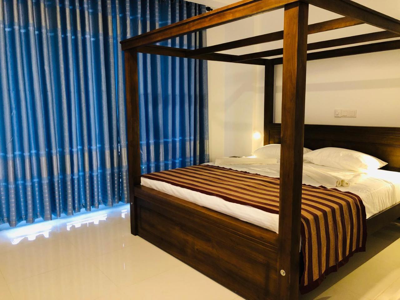 Ocean Edge Hikka Hotell Hikkaduwa Eksteriør bilde