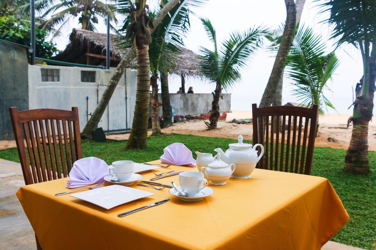 Ocean Edge Hikka Hotell Hikkaduwa Eksteriør bilde